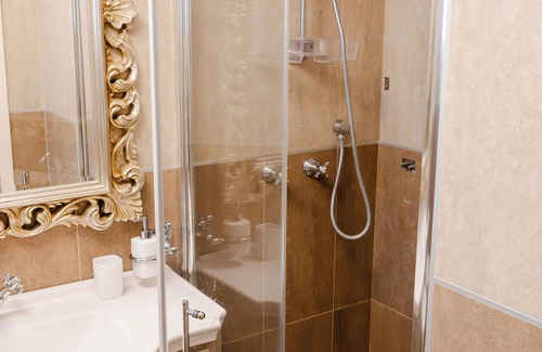 NoLo Apartment | The apartment is located near downtown Milan, and well served, metro, restaurants.