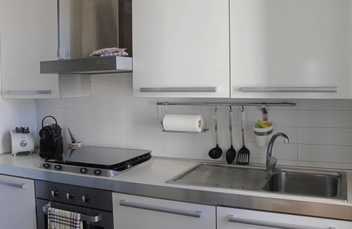 Pablo Apartment | The apartment is on the first floor of a building without a lift.Apartment of 75 square meters, comfortably accommodates 4 people.We are located in a very lively neighborhood, where the city market is held on Tuesdays, near the hospital (a few minutes wa