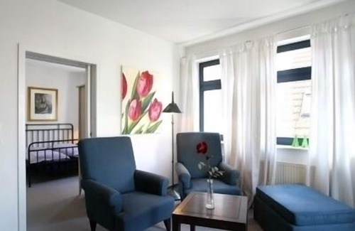 Jever Apartment | The apartment offers guests a central location of Jever and a nice ambience.