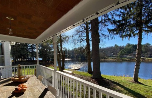 Jeffersonville House | The Archibald on Kenoza Lake