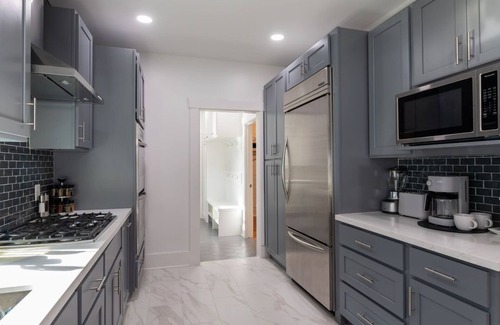 Montrose House | 💎 The Ares! A Luxury! 💎 Montrose Bunker! 2BR+3 ⭐️⭐️⭐️⭐️⭐️
