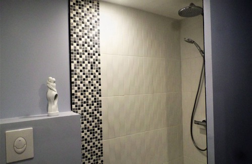 Breuil-Barret House | The Arlequin Room - Park View