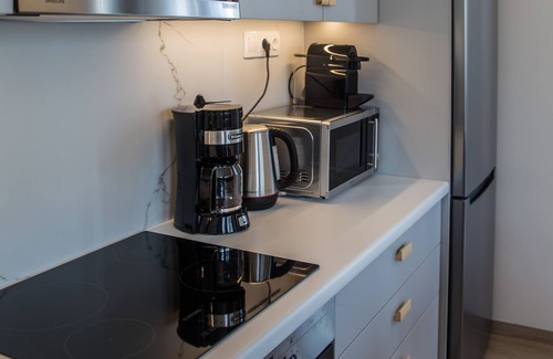 Petralona Apartment | The Athens Life