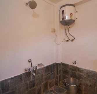 Bir Ski Chalet | The Attic Library by AVVAs Stays