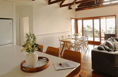 Wolvi House | The Wolvi House - Scenic Mountain Retreat