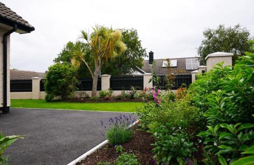 Newcastle House | The Avenue
