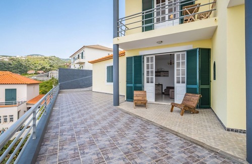 Santa Cruz Ski Chalet | The Balcony - By Wehost