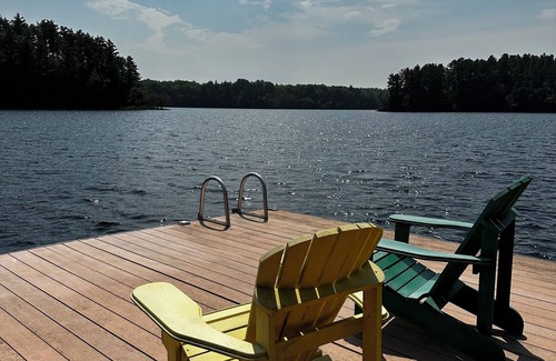 Arden Cottage | The Ball Cottage - Beautiful Lakefront Hideaway on Bull Lake!