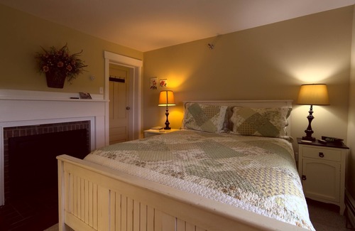 Meredith House | The Ballard House Inn