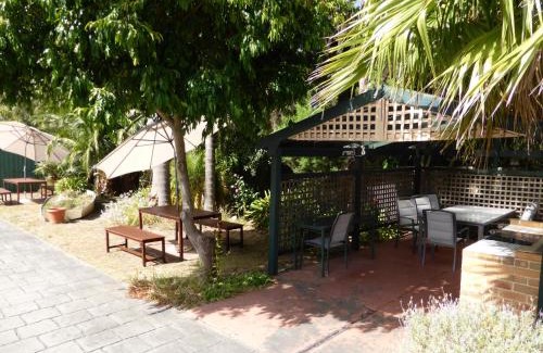Balnarring Hotel | The Balnarring Motel