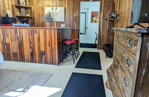 Brevard House | The Bar in Brevard - only 4 mins from downtown!