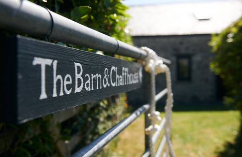 Castlemartin Cottage | The Barn and Chaffhouse, Rural, Pet Friendly Traditional Welsh Barn Conversion