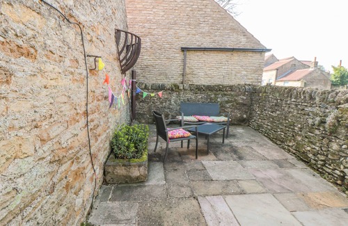 Potter Brompton Cottage | THE BARN, pet friendly, character holiday cottage in Hutton Buscel