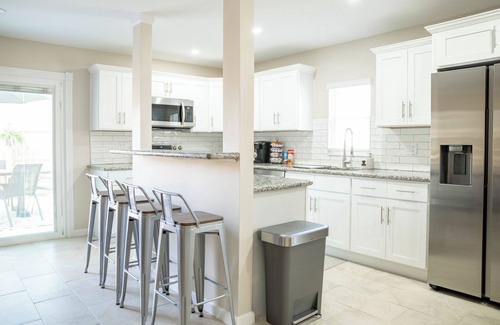 Ocean Springs Cottage | The Barn - w/GOLF CART! Close to the beach & downtown Ocean Springs!