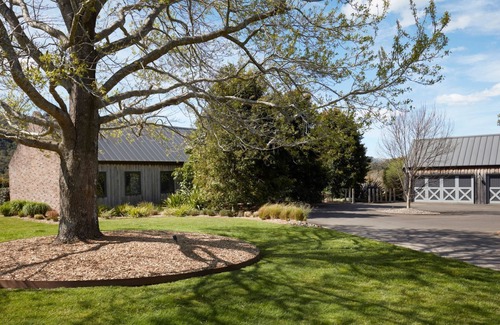 Bundewallah House | The Barns by Contemporary Hotels
