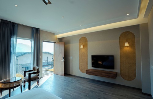 Bhimtal Resort | The Barns Resorts