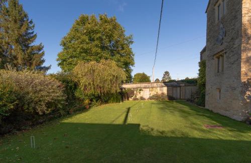 Aldsworth House | The Barracks