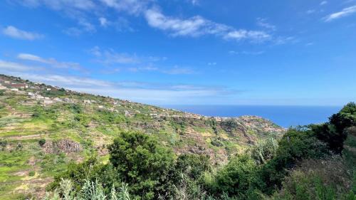 Ponta do Sol House | The Barreto's Clive