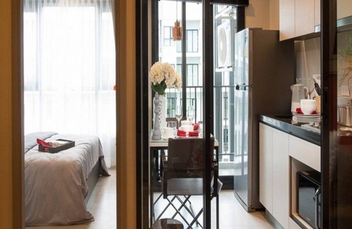 Central Pattaya House | The Base Pattaya Condo Luxury Stay High Floor Pool Kitchen