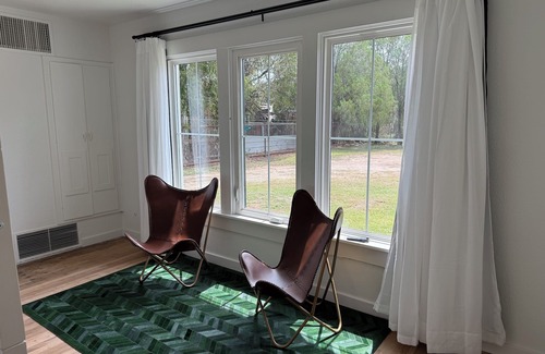 Albany Cabin | The Bass Hall Casita on Hubbard Shores