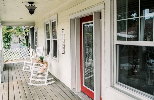 Sonora House | THE BAUMAN HOUSE - ENTIRE HOME, STEPS TO DOWNTOWN SONORA