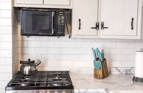 Williams Bay House | The Bay House - one block from Geneva Lake