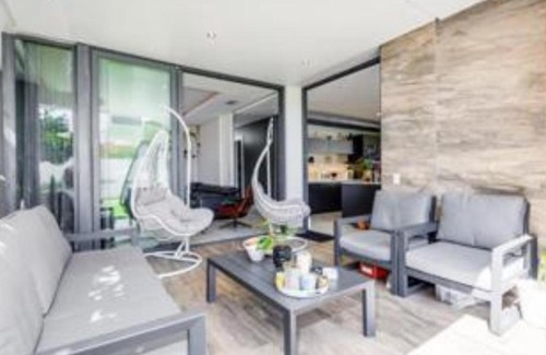 Umhlanga House | The Bayview Resort