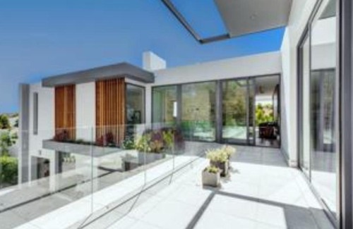 Umhlanga House | The Bayview Resort
