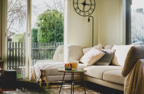 Williamstown House | The Beach Bay Townhouse in Williamstown