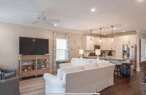 Gulfview Heights House | The Beach Calls