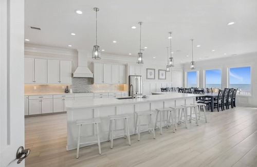 Cherry Grove Beach House | The Beach Club 8BR OF House in Cherry Grove
