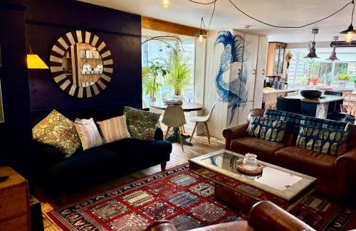 Sandgate House | The beach cottage