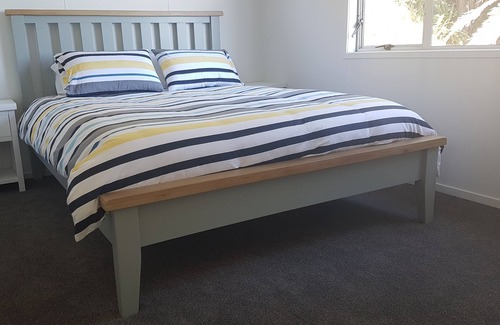 Raglan House | The beach front bach with ocean views!