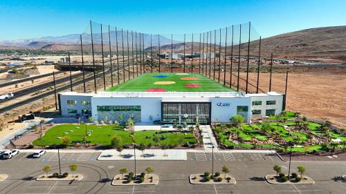 St. George House | The Beach Front home