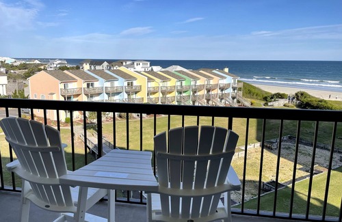 Emerald Isle Condo | The Beach Hive: Ocean view condo in the heart of Emerald Isle