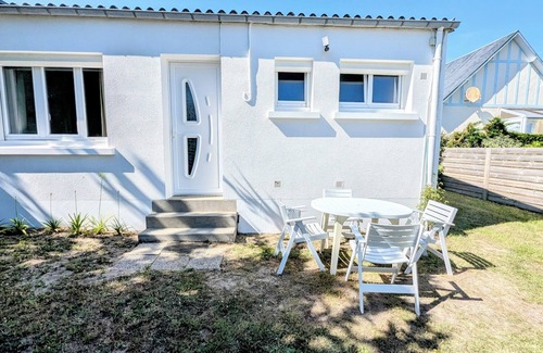 Hauteville-sur-Mer House | The Beach House