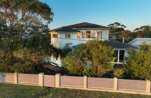 Bawley Point House | The Beach House Bawley Point - near Bawley Beach