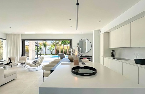 Le Grau-dʼAgde House | THE BEACH HOUSE
