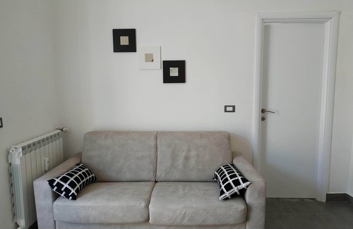 Rezza House | The Beach House, holiday home