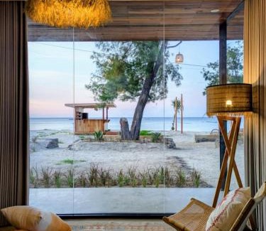 Gili Meno Hotel | The Beach House