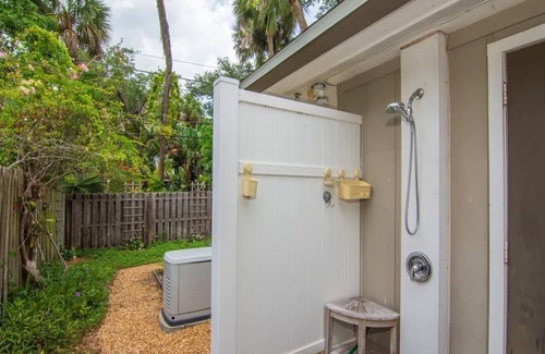 Central Beach House | The Beach House