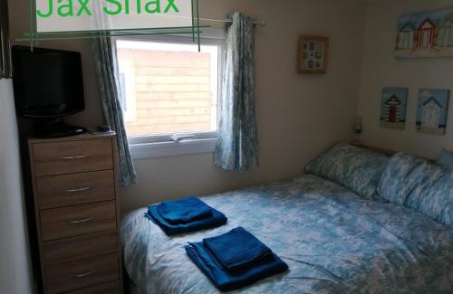 Warden Ski Chalet | The Beach Hut Home from Home in Leysdown on Sea