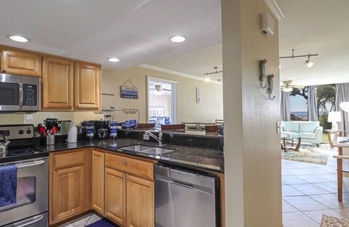 Biloxi Condo | The Beach Just Called. Asking For You! 2 Bedroom/2 Bath- Sleeps 6!