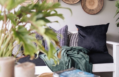Berea House | The Beach Retreat - Modern comfort and luxury! Walk to the Beach!