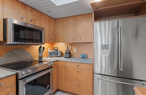 Atlantic Beach Apartment | The Beach Suite at The Atlantic Beach Estate