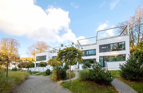 Sellin Apartment | the beach villa - beach villa sundeck