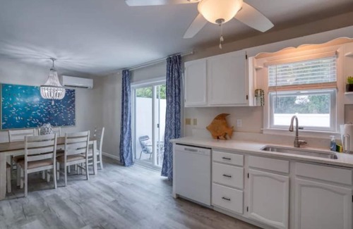 Lewes House | The BeachPlumA Retreat -2BR Home in Lewes, Mins to Beach w/backyard and grill