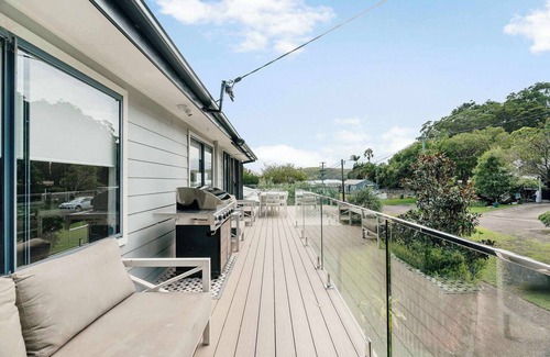 Pretty Beach Central Coast House | The Beacon By Coast Hosting