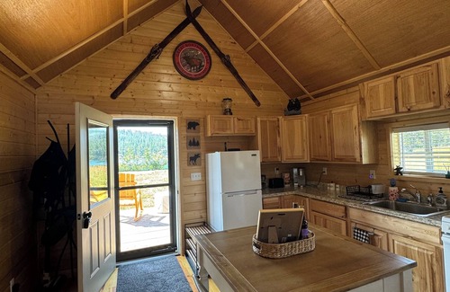 Kalispell Cabin | The Bear Den on Foys Lake in beautiful Kalispell, MT!