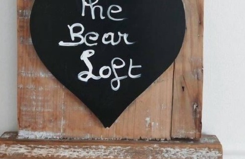 Monthion House | THE BEAR LOFT - MONTHION